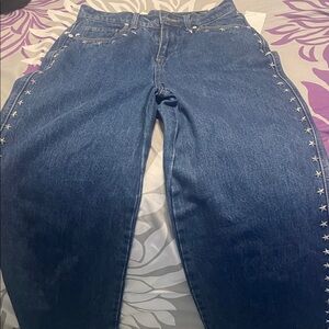 Blank NYC High Rise Blue Jeans with Star Details 26. Missing stars pocket.